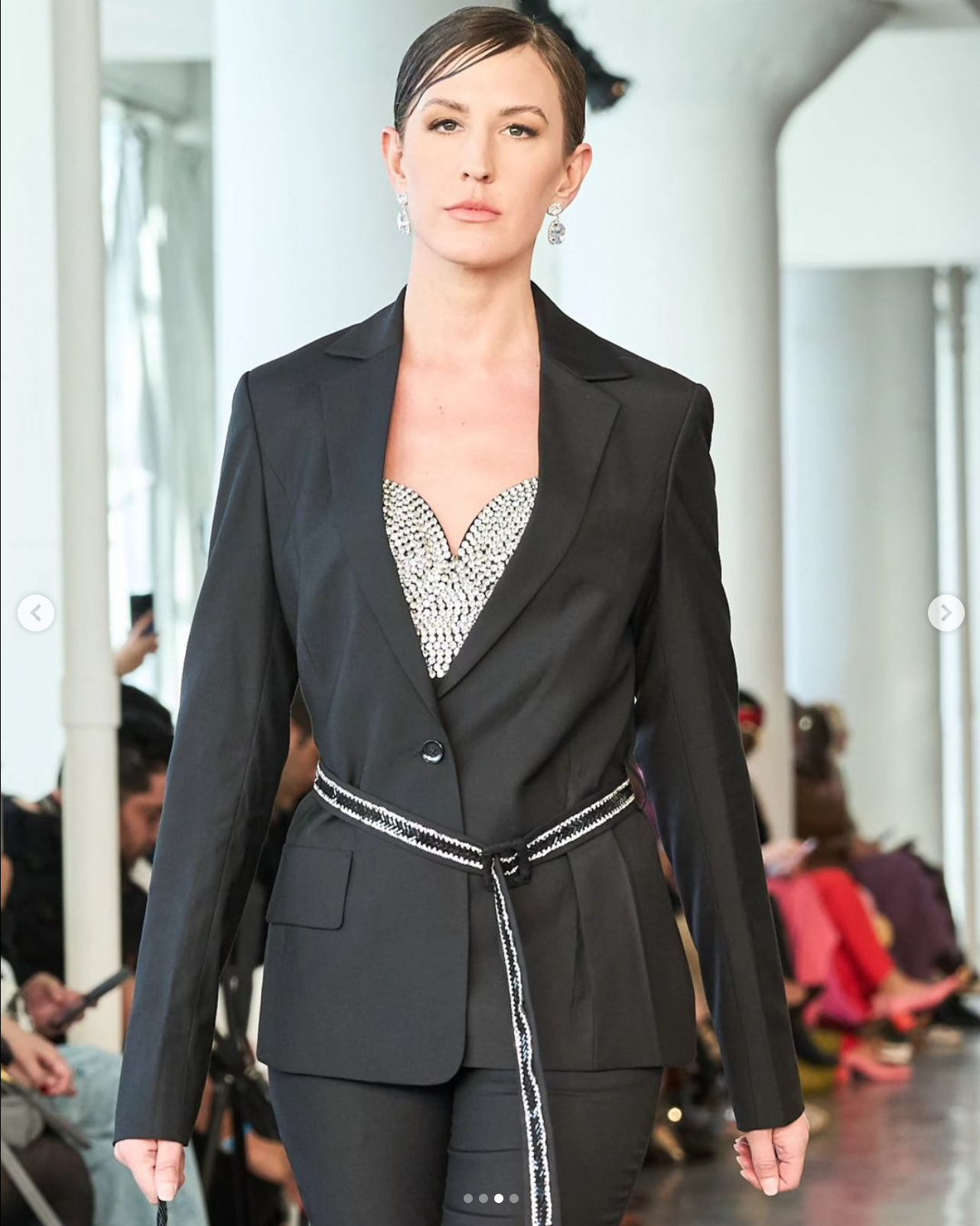 Fashionable women's black dress suit